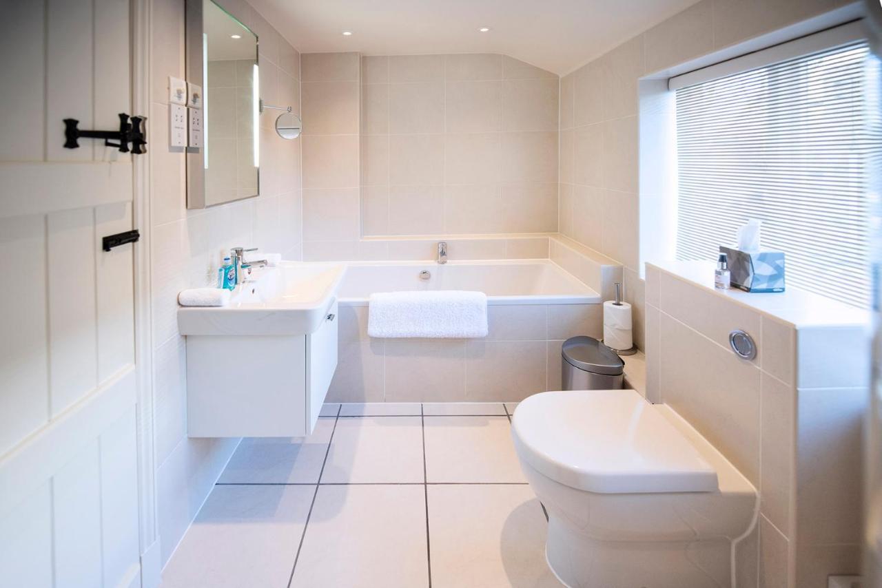 Neroli River View Apartment بورتون أُنذ ووتر المظهر الخارجي الصورة